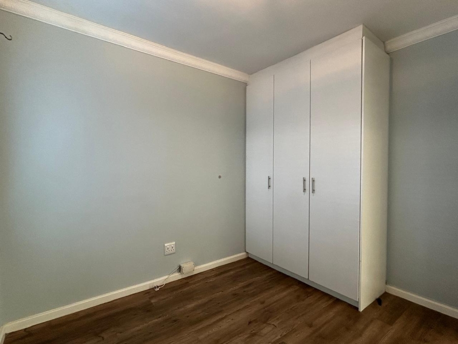 To Let 2 Bedroom Property for Rent in Royal Ascot Western Cape